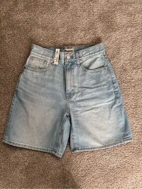 Madewell Light Wash Denim Women’s Shorts